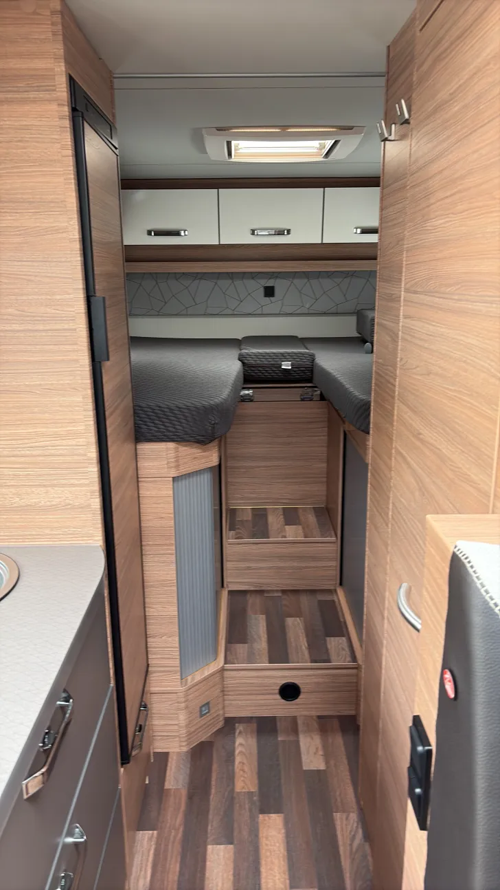Sicht vorne-hinten Weinsberg CaraCompact EDITION PEPPER 600 MEG