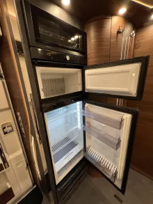 Fahrzeugbild chic c-line I 4.9 LE L Carthago Selection (360) #24