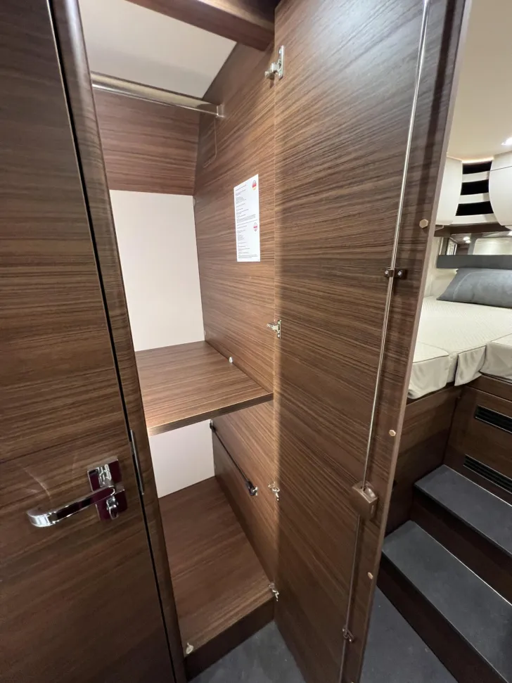 Fahrzeugbild chic c-line I 4.9 LE L Carthago Selection (360) #33
