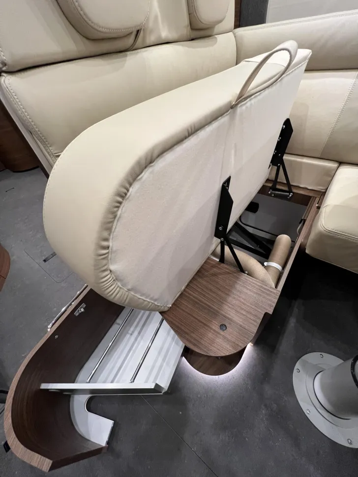 Fahrzeugbild chic c-line I 4.9 LE L Carthago Selection (360) #39