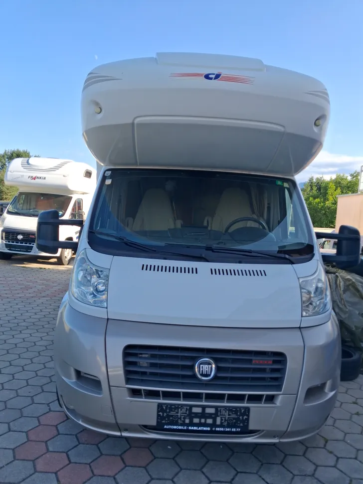Fahrzeugbild Trigano Mizar GTL LIVING #4