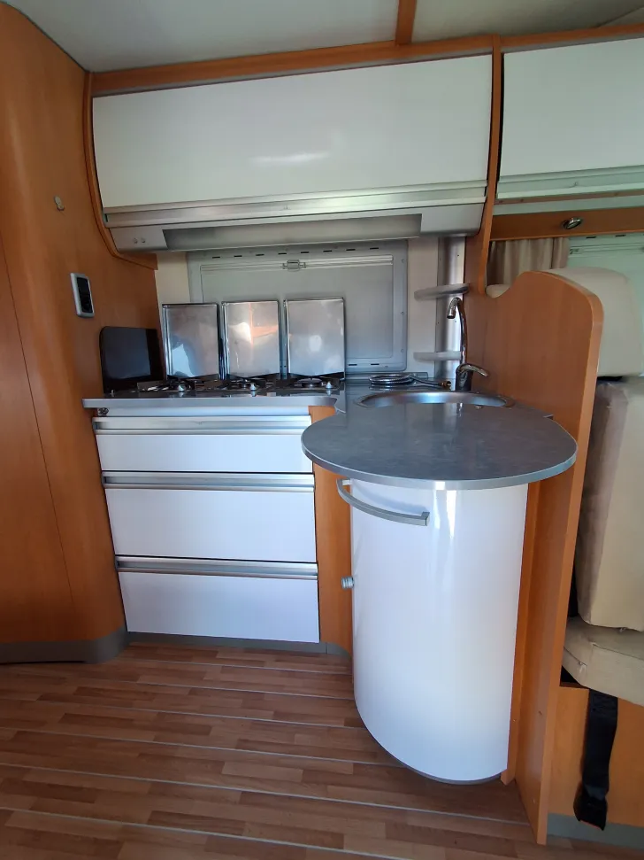 Fahrzeugbild Trigano Mizar GTL LIVING #6