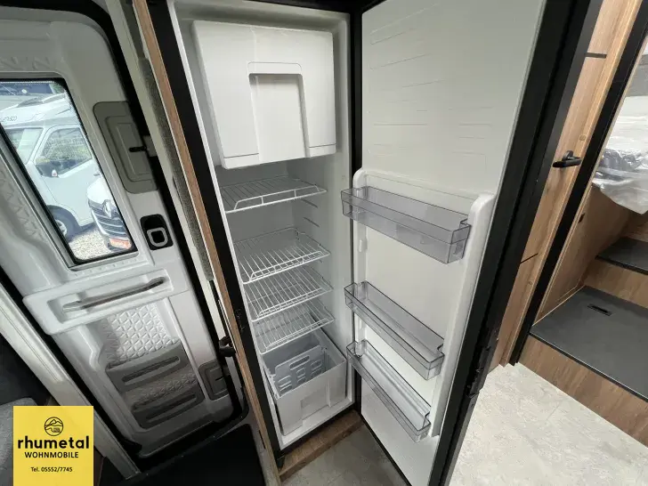 Fahrzeugbild Challenger Teilintegriert 337 Graphite Edition 1-27 #24