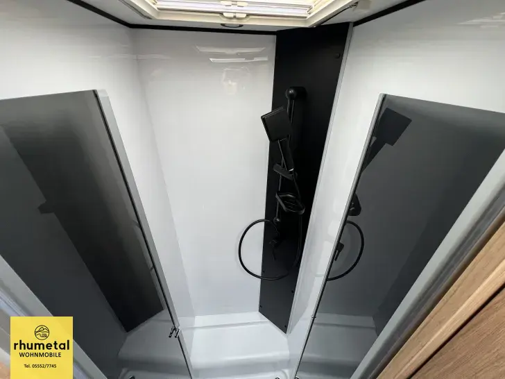 Fahrzeugbild Challenger Teilintegriert 337 Graphite Edition 1-27 #33