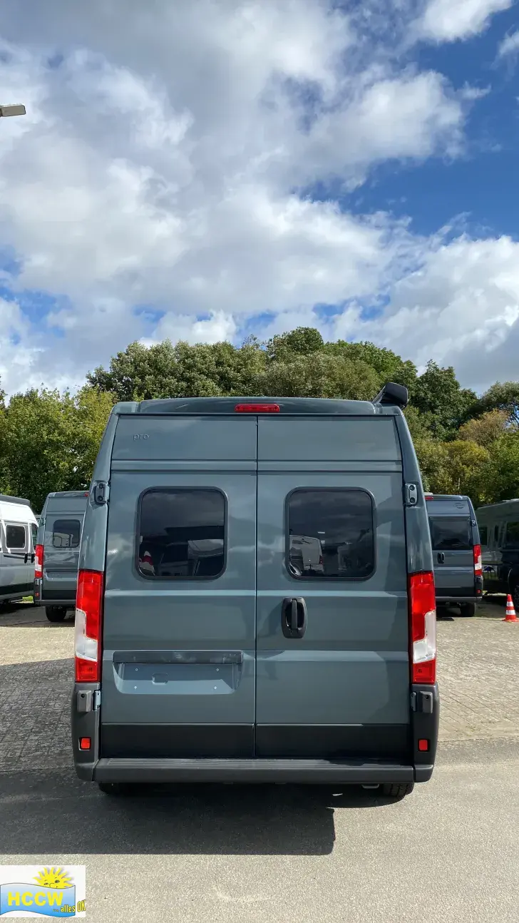 Frontal Hinten Carado CV 601 PRO Automatik Abverkaufspreis