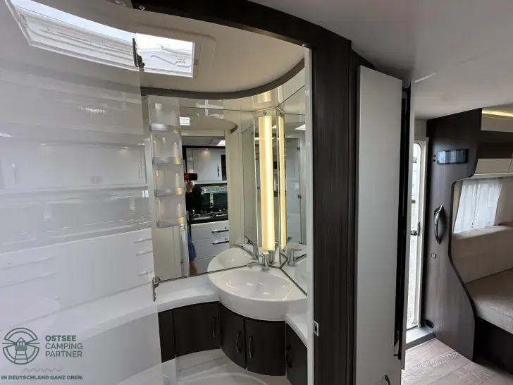 Fahrzeugbild Hobby Prestige 620 CL Größter Einzelbettenwagen! #23