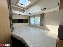Fahrzeugbild Sunlight T 58 Adv. mit Hubbett & Automatik *ab HERBST* #4