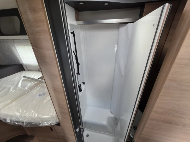 Fahrzeugbild Knaus L!VE WAVE 650 MEG Platinum Selection NEW Modell 2027 #22