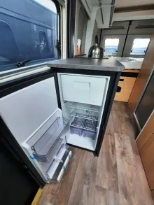 Fahrzeugbild Sunlight Camper Van Cliff 600 X RT Verfüg./Sparen Sie 10.702,- € #14