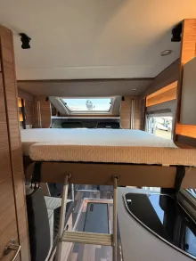 Fahrzeugbild Weinsberg CaraCompact EDITION PEPPER Suite 640 MEG 170PS Autom. ISOFIX #11