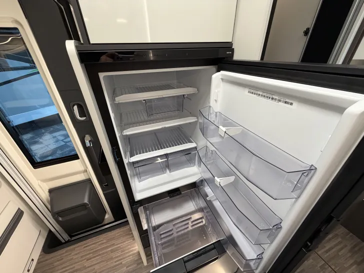 Fahrzeugbild Mobilvetta Kea P 90, MJ26, SOLAR, LITHIUM, AUTOMATIK, ... #14