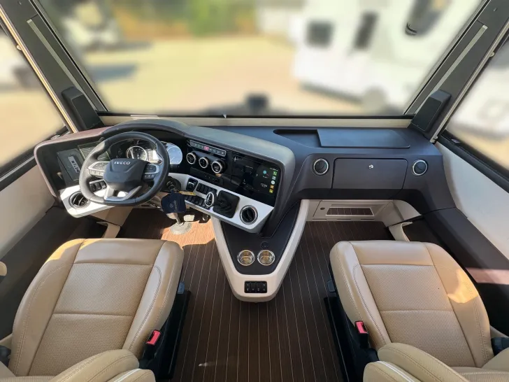 Fahrzeugbild Concorde Charisma 910 MI Bar*Bugausbau*Gastank #7