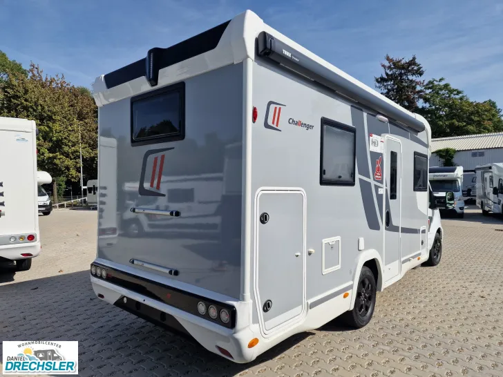Fahrzeugbild Challenger 380 Graphite Edition Ford MJ 2027 #4