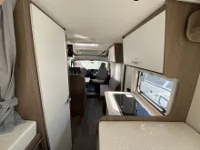 Sicht vorne-hinten Carado VAN 347 PRO+ Automatik + SAT & TV