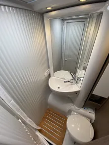 Toilette Carado VAN 347 PRO+ Automatik + SAT & TV