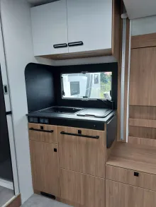Fahrzeugbild Challenger Teilintegriert 270 Graphite Edition -2-27 #9