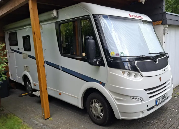 Fahrzeugbild Dethleffs Globebus I 011 Klima, Fest & Hubbett, Markise #1