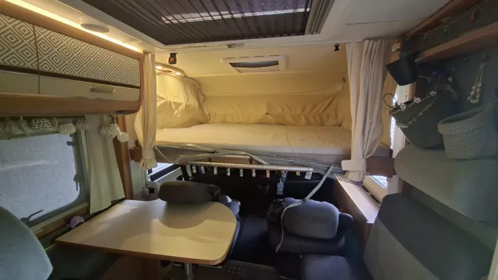 Fahrzeugbild Dethleffs Globebus I 011 Klima, Fest & Hubbett, Markise #5