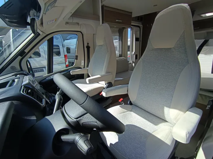 Fahrzeugbild Carado T 448 140PS Autom, 4 Schlafplätze, Dieselheizung #8
