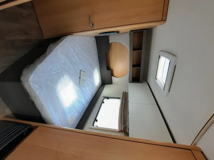 Fahrzeugbild LMC Tandero 480 D Verfüg./UltraHeat/Dusche #10
