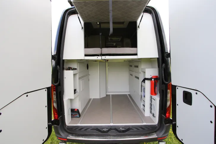 Fahrzeugbild Mercedes-Benz Sprinter Sonderausbau 319 CDI V6 Allrad · 1. Hand ? #8