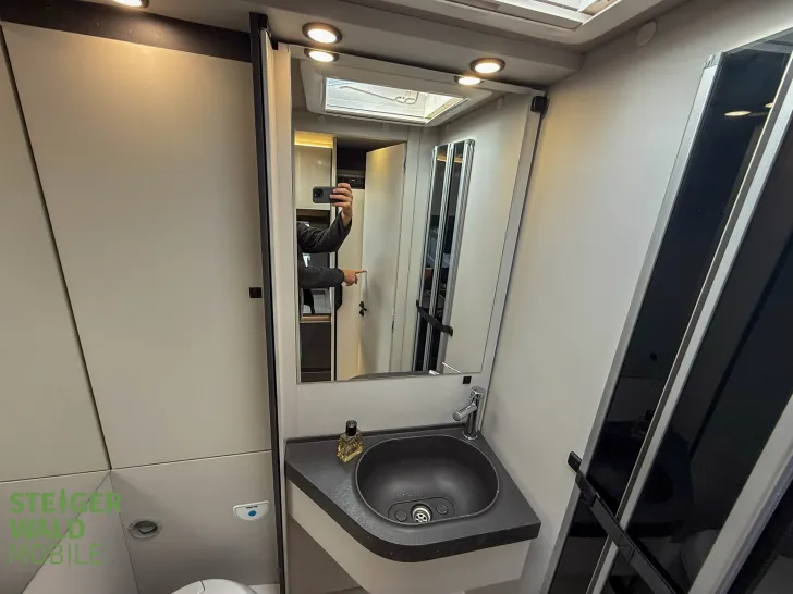 Fahrzeugbild Mobilvetta Kea Kompakt P64 NB *LITH*ACC*OUTDOOR*180PS*Uvm. #27