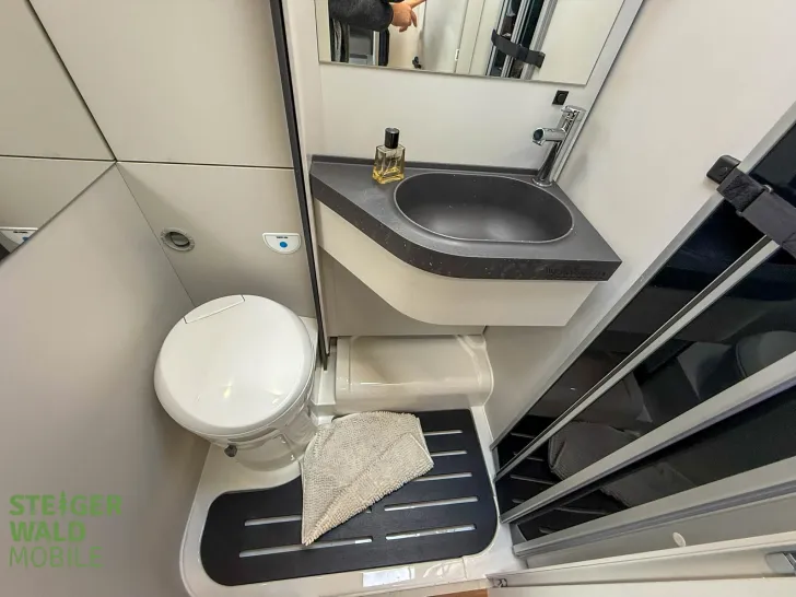 Fahrzeugbild Mobilvetta Kea Kompakt P64 NB *LITH*ACC*OUTDOOR*180PS*Uvm. #28