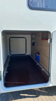 Heckgarage Carado I 338 pro +