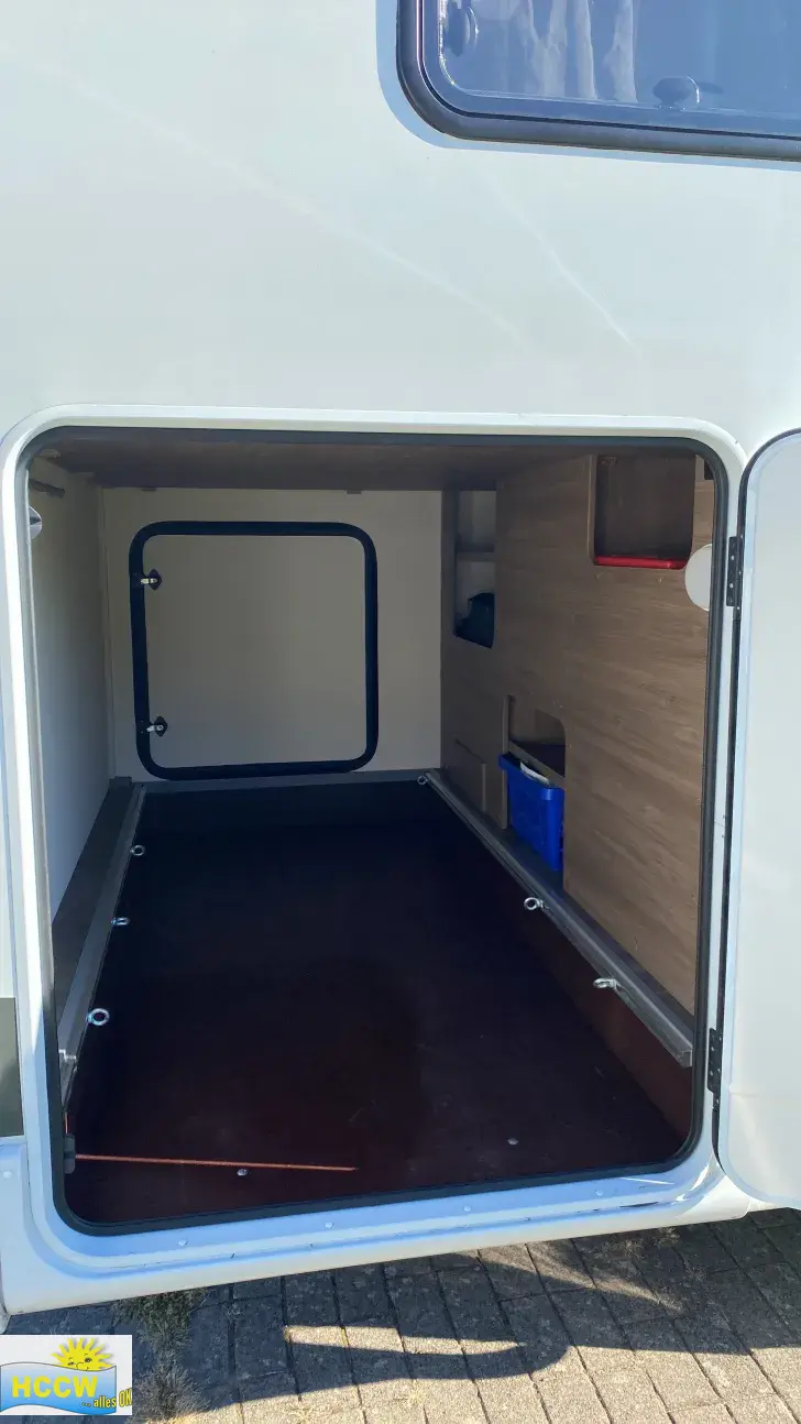 Heckgarage Carado I 338 pro +