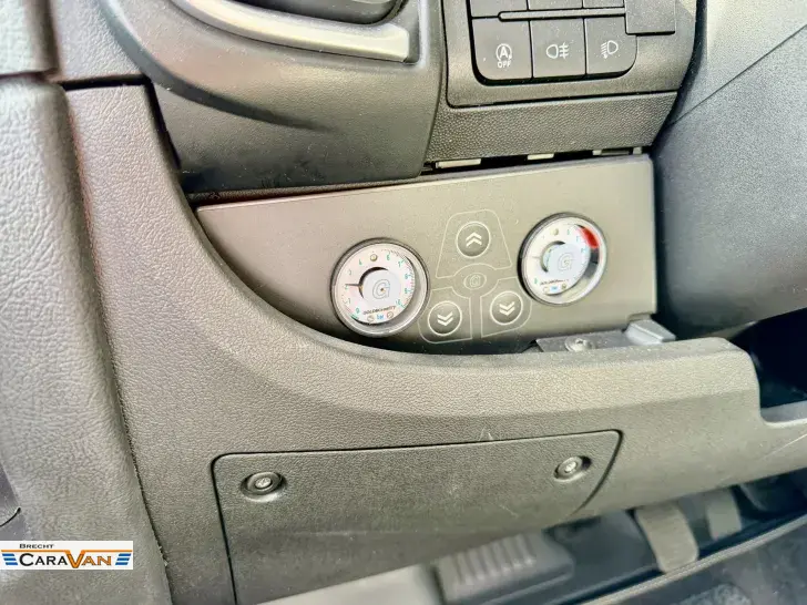 Fahrzeugbild Sunlight I 68 Adventure Edition Stützen, Luftfeder NP120T #27