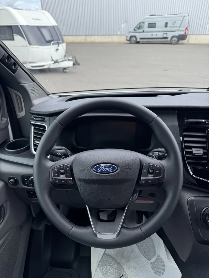 Fahrzeugbild Etrusco V Ford 6.8 SF #16