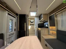 Fahrzeugbild Challenger Teilintegriert Graphite Edition 270 Automatik #12