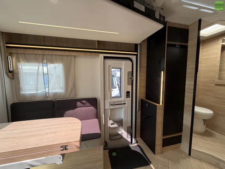 Fahrzeugbild Challenger Teilintegriert Graphite Edition 270 Automatik #22