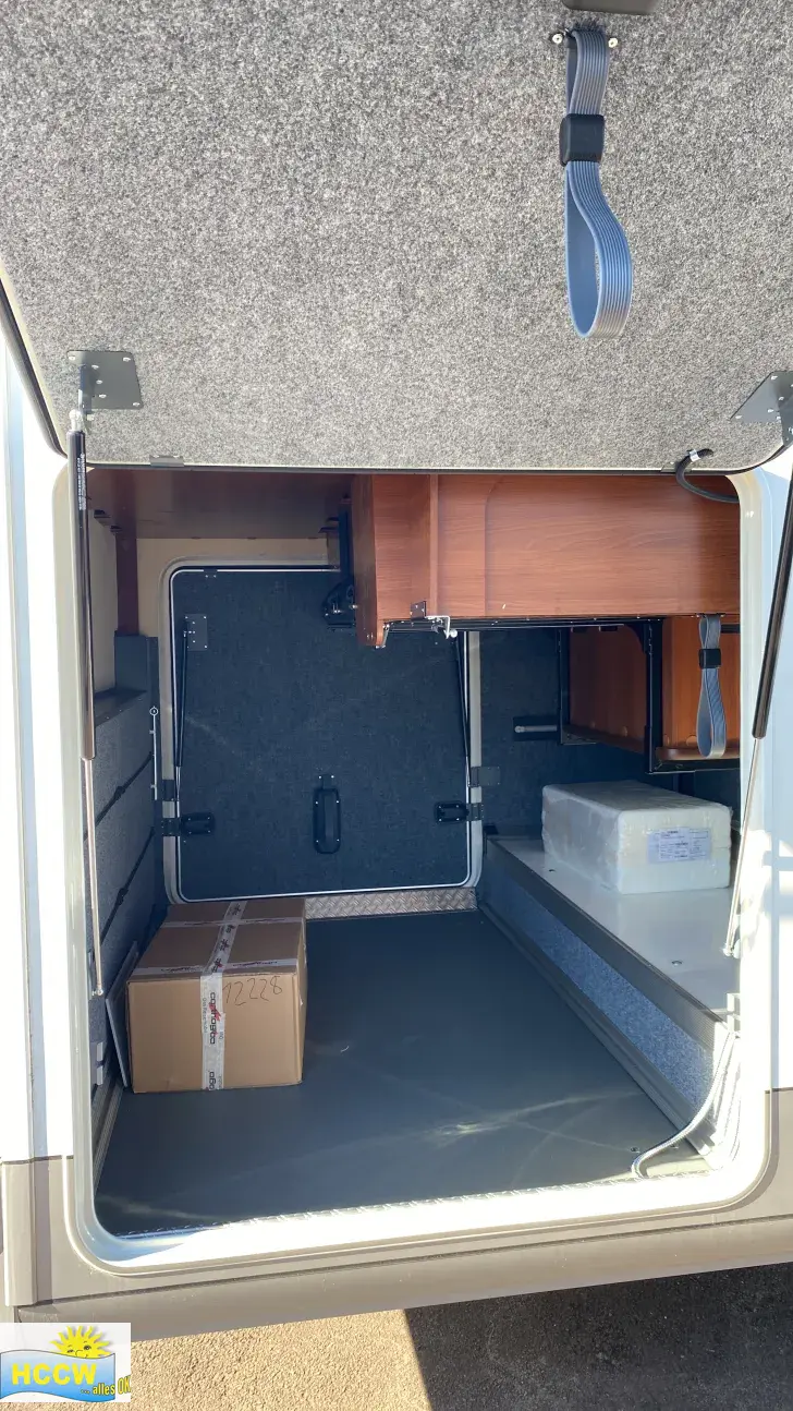 Heckgarage Carthago liner-for-two I 53 L