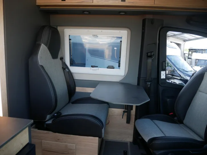 Fahrzeugbild Pössl Roadstar X Mercedes #9