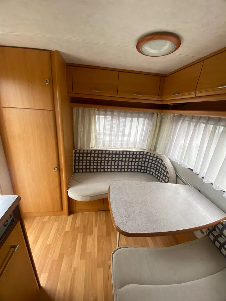 Fahrzeugbild Wilk S4 (Stern) 450 DQ #4