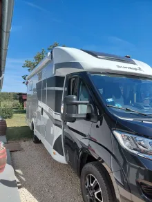 Grundriss Nacht Sunlight T 68 Adventure Edition gut gepflegt