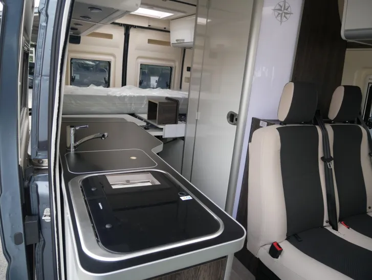 Fahrzeugbild Westfalia Columbus 601 D 140PS #12