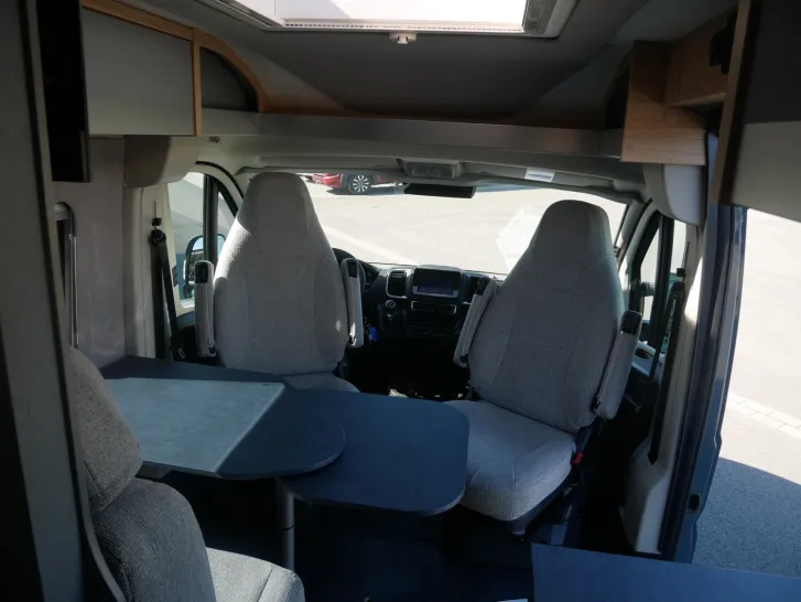 Fahrzeugbild Pössl Trenta 640 Fiat 140 PS #12
