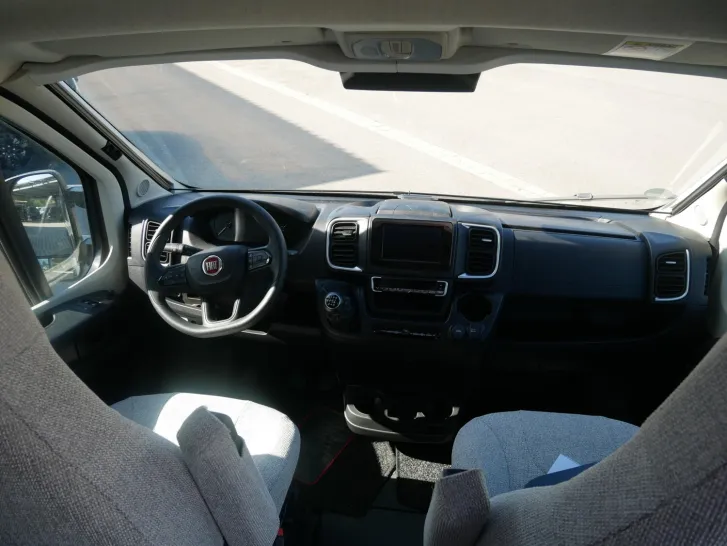 Fahrzeugbild Pössl Trenta 640 Fiat 140 PS #13