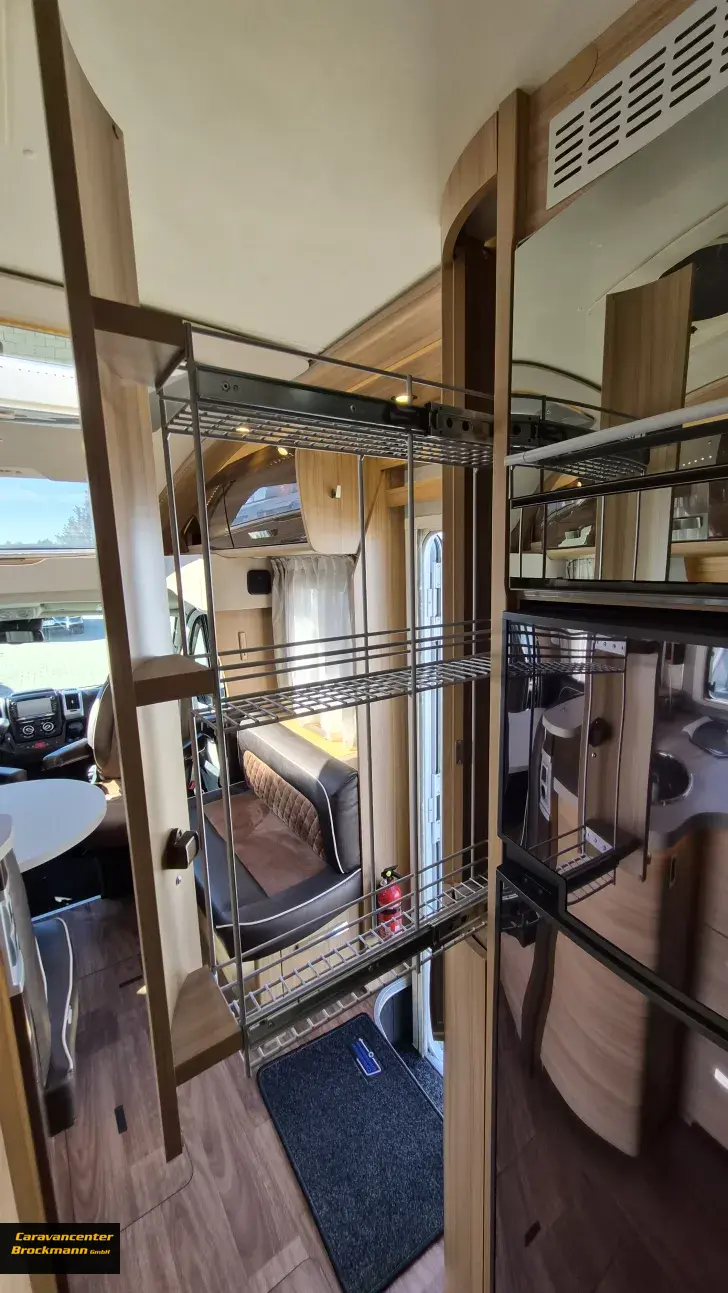 Fahrzeugbild Knaus Sun TI 650 MF Platinum TOP gepflegtes Hallenfahrzeug #25