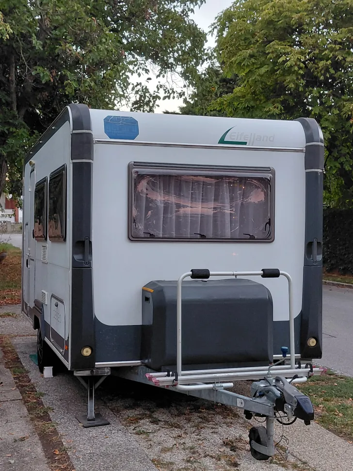 Fahrzeugbild Eifelland Deseo 400 Sehr gut gepflegt #1