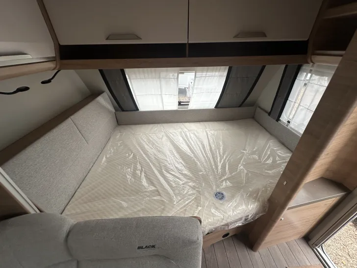 Fahrzeugbild Knaus Südwind 580 QS Black Selection Fußbodenerwärmung #10