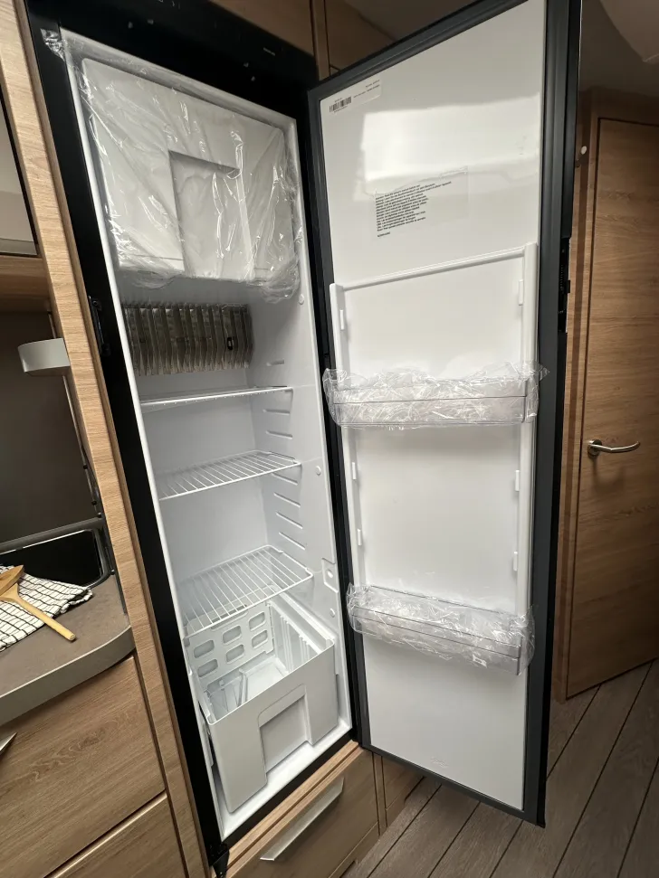 Fahrzeugbild Knaus Südwind 580 QS Black Selection Fußbodenerwärmung #15