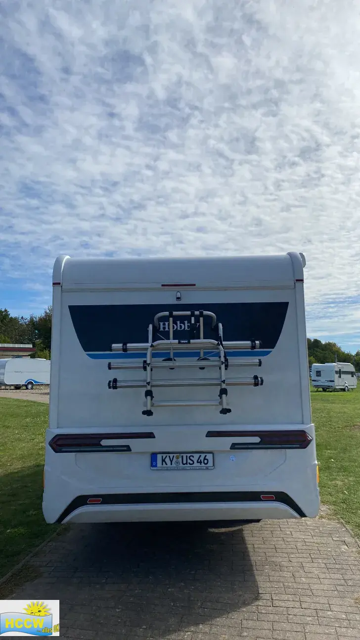 Frontal Hinten Hobby ONTOUR T 700 FH