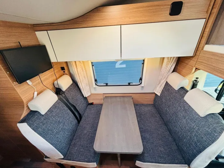 Fahrzeugbild Weinsberg CaraHome 650 DG #9