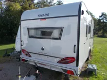 Fahrzeugbild Knaus Südwind 540 FDK Black Selection bis 7 Schlafplätze #9