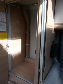 Fahrzeugbild Knaus Südwind 540 FDK Black Selection bis 7 Schlafplätze #20