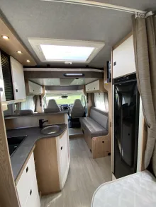 Sicht vorne-hinten Hobby ONTOUR T 700 FH