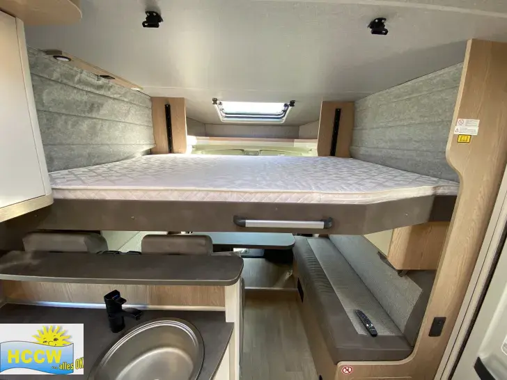 Weitere Betten Hobby ONTOUR T 700 FH